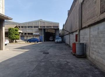 Local comercial · 3144m² · 10 Estacionamientos · Bodega Industrial en Renta