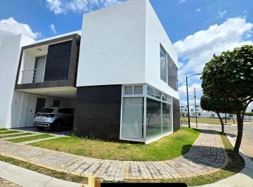 Casa en condominio de 2 habitaciones, San Andrés Cholula · Casa en Esquina en Lomas de Angelopolis Sin Muebles