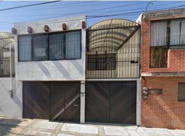 Casa de 3 habitaciones, Puebla · Venta de Casa en Colonia Jardines de San Manuel en Puebla