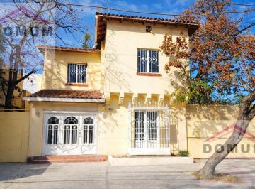 Oficina · 600m² · 4 Recámaras · 7 Estacionamientos · Casa en Venta Col. Maria Luisa