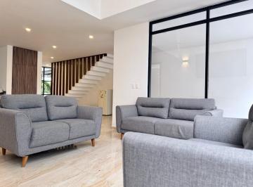 Casa · 309m² · 3 Recámaras · 3 Estacionamientos · Casa en Renta Residencial Aqua Av Huayacan