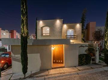 Casa de 3 habitaciones, Querétaro · Casa en Venta en La Joya Cerca de Autopista Celaya Querétaro