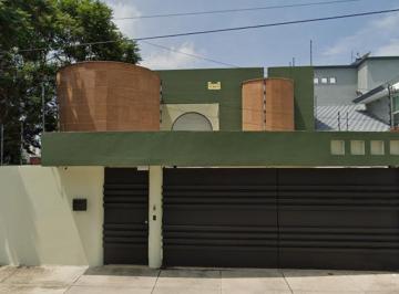 Casa de 4 habitaciones, Naucalpan de Juárez · Casa con 162 m² Superficie de Terreno y 4 Recámaras en Venta, Ciudad Satélite
