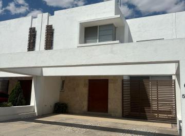 Casa · 210m² · 3 Recámaras · Casa en Fraccionamiento San Telmo
