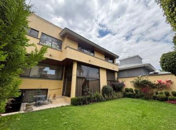 Casa de 5 habitaciones, Tlalpan · Elegante Casa en Venta en Jardines en La Montaña, Tlalpan