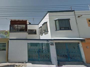 Casa de 3 habitaciones, Querétaro · Venta de Casa en Lomas Marques Queretaro