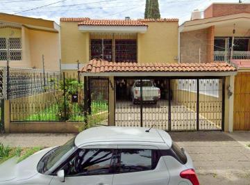 Casa de 3 habitaciones, Guadalajara · Venta de Casa en Guadalajara Jalisco Col. Bosques de La Victoria