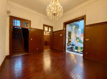 Local comercial , Cuauhtémoc · Hermoso Dulpex en Col. Juarez a Dos Cuadras de Reforma 222