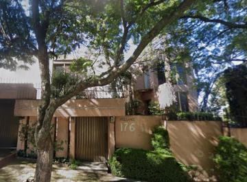 Casa de 6 habitaciones, Miguel Hidalgo · Casa con 760 m² de Terreno y 6 Recámaras en Venta en Bosque de Las Lomas Buena Oportunidad
