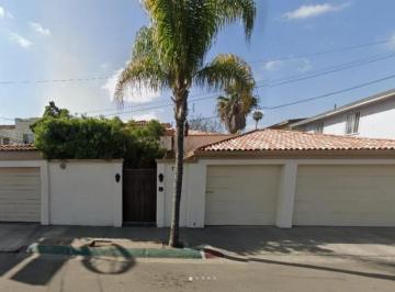 Casa de 6 habitaciones, Tijuana · Casa de Recuperación Bancaria