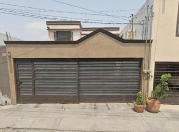 Casa de 4 habitaciones, San Nicolás de los Garza · Venta de Casa en Residencial Las Puentes San Nicolas de Los Garza