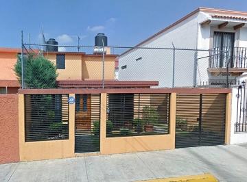 Casa de 3 habitaciones, Naucalpan de Juárez · Casa con 145 m² Superficie de Terreno, 3 Recámaras en Venta, Los Fresnos