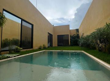 Casa en condominio de 3 habitaciones, Conkal · Casa Amueblada en Taman Conkal