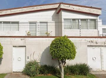 Casa de 4 habitaciones, La Magdalena Contreras · Casa con 656 m² Superficie de Terreno y 4 Recámaras en Venta, San Jerónimo Lídice