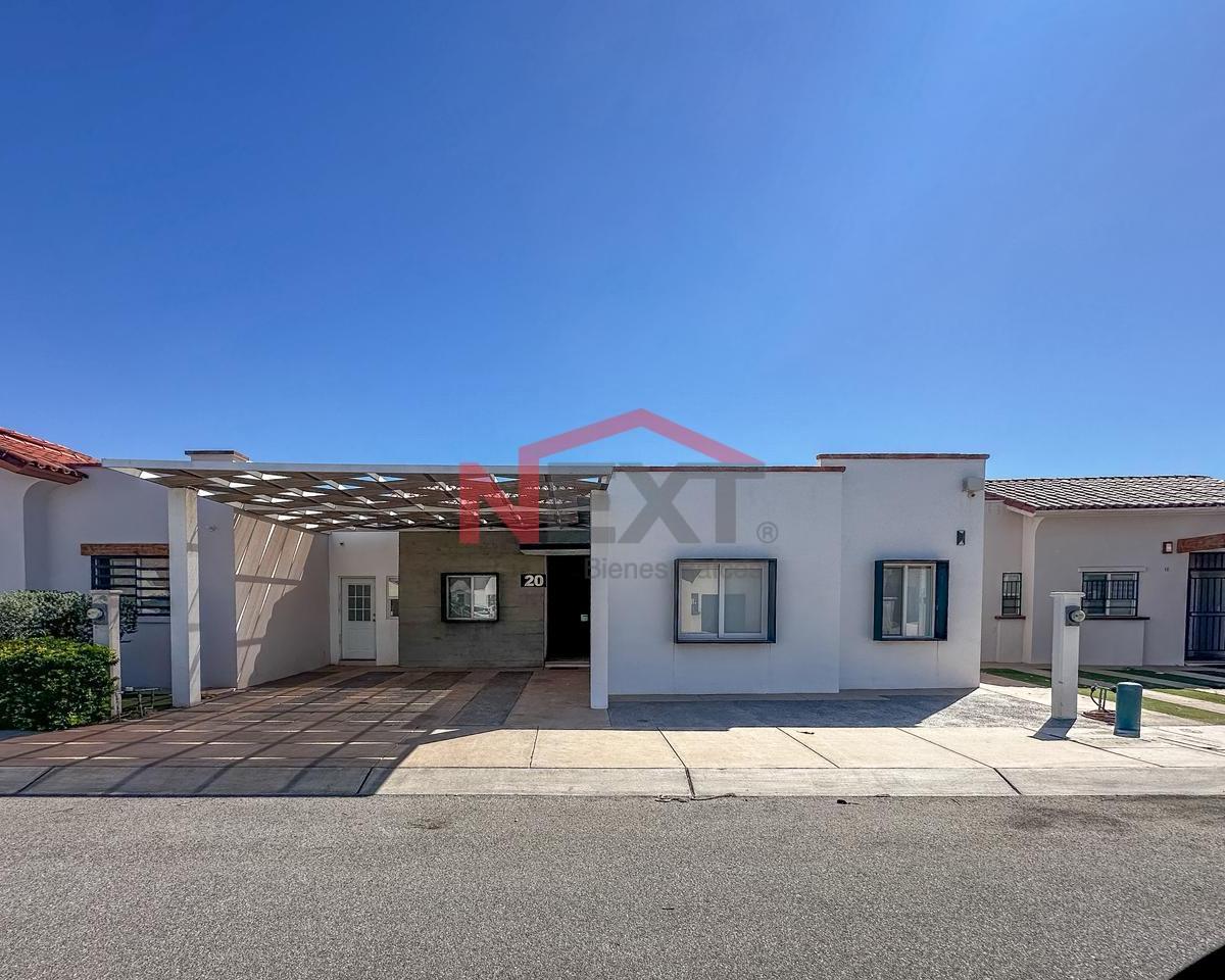 Se Renta Casa en Real de Sevilla