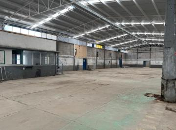 Bodega comercial · 2200m² · 10 Estacionamientos · Bodega en Venta en San Juan del Rio Queretro