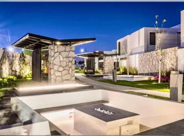 Casa en condominio de 4 habitaciones, Aguascalientes · Casa en Venta en Muralia con 4 Recámaras Una en Planta Baja