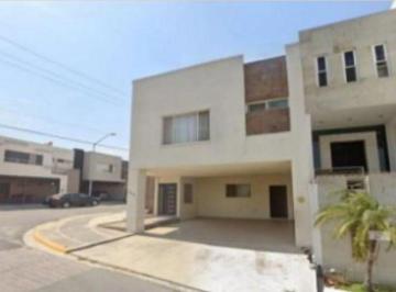 Casa de 3 habitaciones, Monterrey · Increible Propiedad de Venta en Nuevo Leon