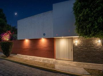 Casa de 4 habitaciones, Puebla · Casa en Venta en Jardines de San Manuel Cerca de Plaza Sole