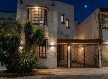Casa de 4 habitaciones, Iztapalapa · Casa en Venta en Colonial Iztapalapa Cerca de Metro Constitución
