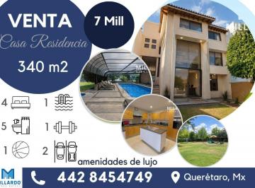 Casa en condominio de 4 habitaciones, Querétaro · Casa con 4 Recámaras y 340 m² Superficie de Terreno en Venta Centro Sur
