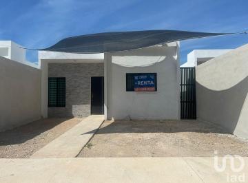 Casa · 86m² · 2 Recámaras · 2 Estacionamientos · Casa en Renta a Estrenar de 1 Planta en Las Américas