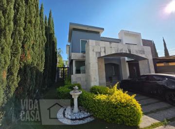 Casa en condominio · 210m² · 3 Recámaras · 2 Estacionamientos · Casa en Condominio en Condominio Residencial Las Plazas
