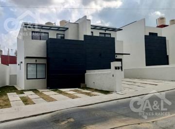 Casa · 82m² · 3 Recámaras · 2 Estacionamientos · Ultima Casa en Venta en Fraccionamiento Jacarandas
