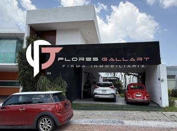 Casa en condominio · 380m² · 3 Recámaras · 2 Estacionamientos · Casa en Venta en Canteras de San Agustín Al Poniente de La Ciudad de Aguascalientes P