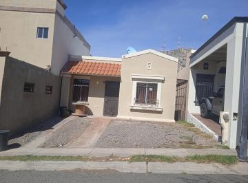 Casa de 2 habitaciones, Hermosillo · Casa en Renta