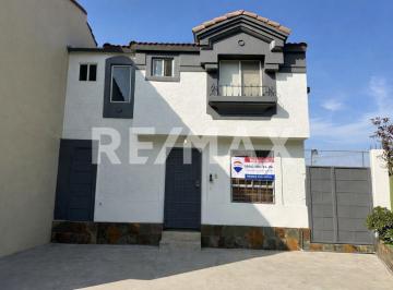 Casa · 110m² · 3 Recámaras · 2 Estacionamientos · Casa en Renta Urbi Quinta Marsella Tijuana - (4)