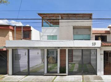 Casa de 3 habitaciones, Naucalpan de Juárez · Casa en Venta Luis Cabrera 13, Cd. Satélite, 53100 Naucalpan de Juárez, Méx.