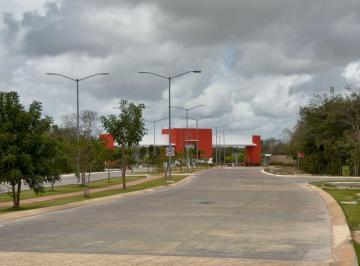 Terreno / Lote · 678m² · Terreno Dentro de Residencial Privado en Cancún.