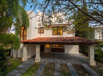 Casa en condominio de 3 habitaciones, Tlajomulco de Zúñiga · Casa en Venta en Hacienda del Oro, Tlajomulco de Zúñiga, con Amplio Jardín