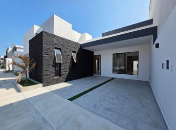 Casa · 138m² · 3 Recámaras · 2 Estacionamientos · Casa en Lomas de La Rioja