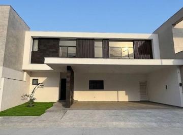 Casa de 3 habitaciones, Santiago · Residencia Nueva en Santiago Nl con Amplio Patio | Vive en Privada Exclusiva