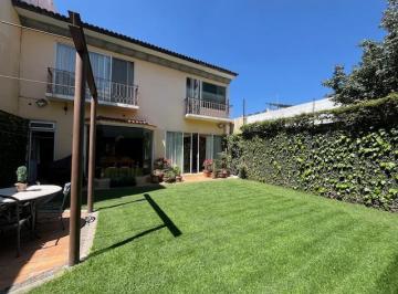 Casa · 487m² · 3 Recámaras · 4 Estacionamientos · Venta Casa en Santa Fe con Doble Seguridad y Vistas Verdes