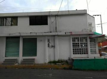 Casa de 3 habitaciones, Puebla · Se Vende Casa con Locales Comerciales en Planta Baja