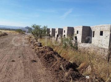 Terreno / Lote · 96300m² · Venta de Terreno 9.6 Has Al Sur