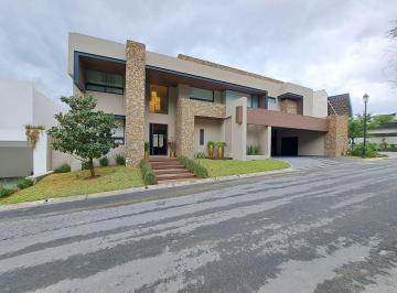 Casa de 3 habitaciones, Monterrey · Casa en Venta La Herradura Club de Golf Amueblada y Decorada de Lujo