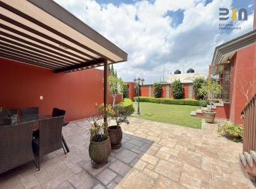 Casa · 582m² · 4 Recámaras · 5 Estacionamientos · Bosques de La Herradura. Casa en Venta