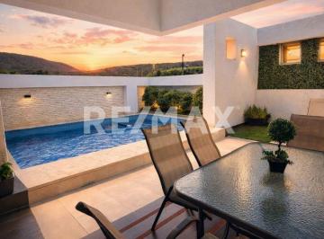Casa en condominio de 3 habitaciones, Huimilpan · Casa en Venta en Cumbres del Cimatario Querétaro