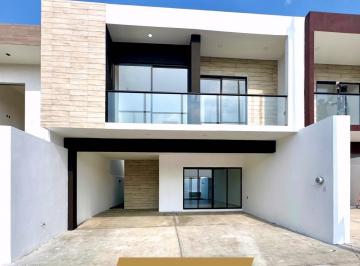 Casa · 190m² · 4 Recámaras · 2 Estacionamientos · Casa en Venta Fraccionamiento Lomas del Mediterráneo, Riviera Veracruzana, Alvarado