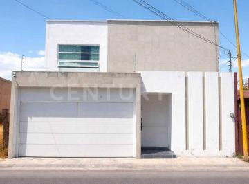 Casa · 291m² · 3 Recámaras · 2 Estacionamientos · Casa en Renta en Jardines de La Concepoción