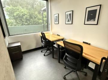 Oficina · 6m² · 1 Estacionamiento · Oficina Equipada y Amueblada