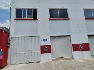 Casa de 3 habitaciones, Azcapotzalco · Casa con Local en Venta o Renta| Patio Para 4 Autos | Azcapotzalco