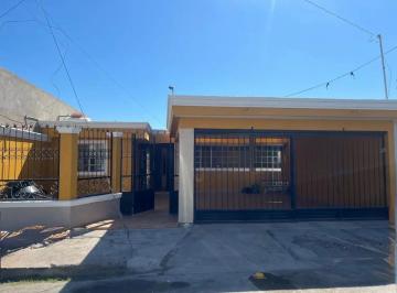 1 · Casa en Venta en Navarro, Torreón, Coahuila de Zaragoza