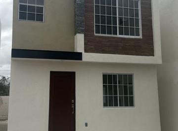 Casa · 2 Recámaras · Casa en Venta Valle Esmeralda Residencial