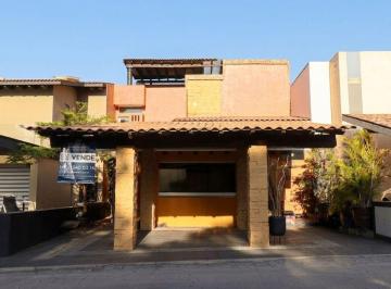 Casa de 4 habitaciones, Morelia · Casa en Venta en Morelia, Club de Golf Altozano