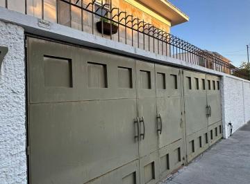 Casa de 3 habitaciones, León · Casa en Venta en La Arbide Ideal Para Negocio